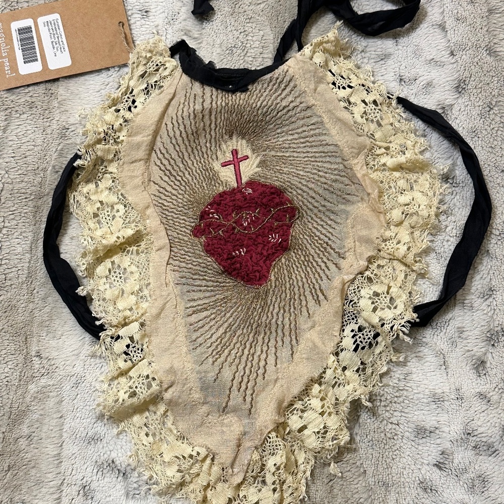 RARE Magnolia Pearl European Cotton and Lace Embroidered Blessed Heart Jabot